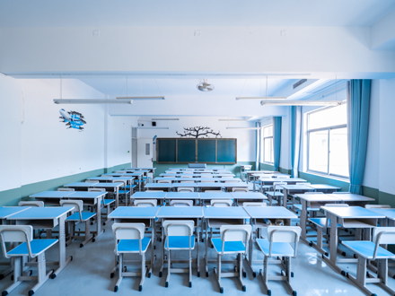 印台学生教室
