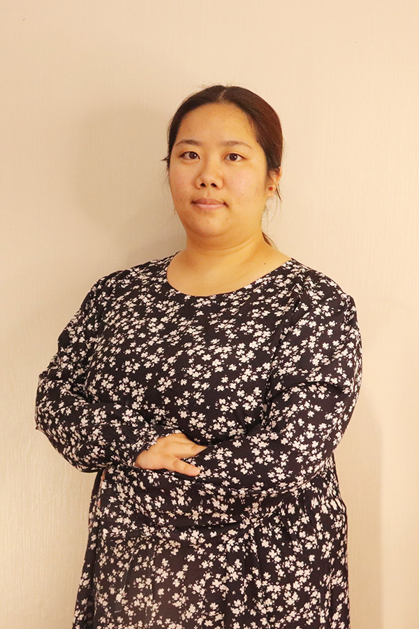 印台候洋  本科学历，优秀班主任
